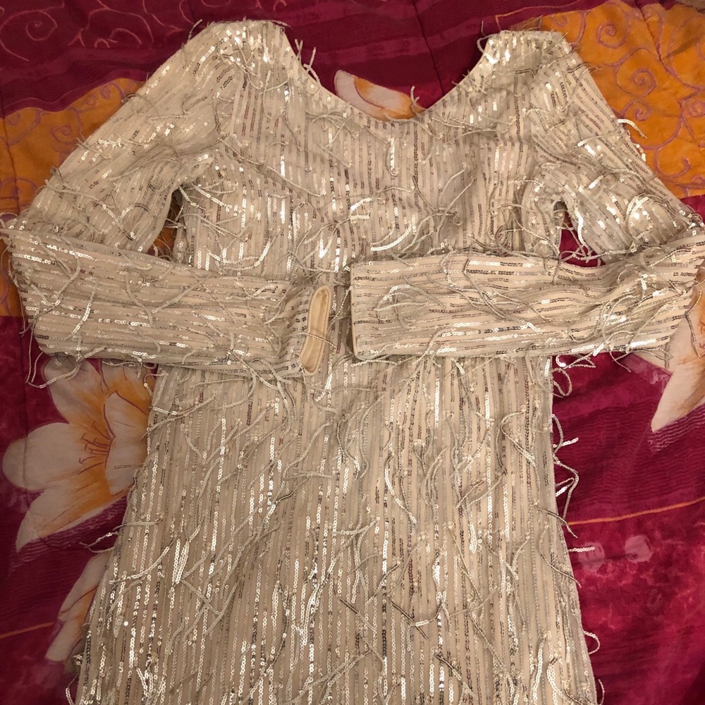 Dress - Picture 2 of 3
